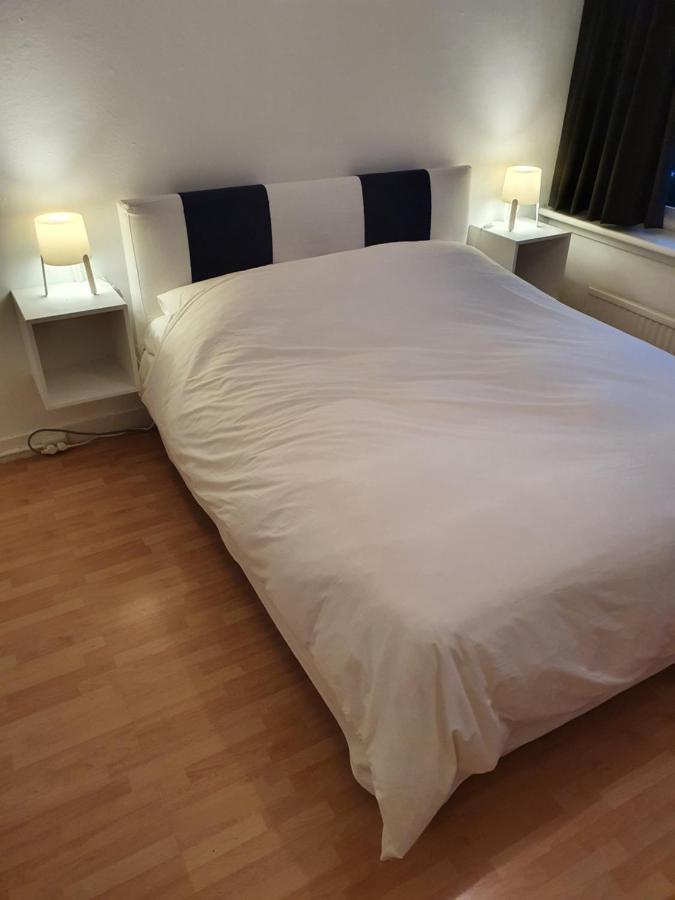 רוטרדם Single Family Home In Hillegersberg - Schiebroek מראה חיצוני תמונה